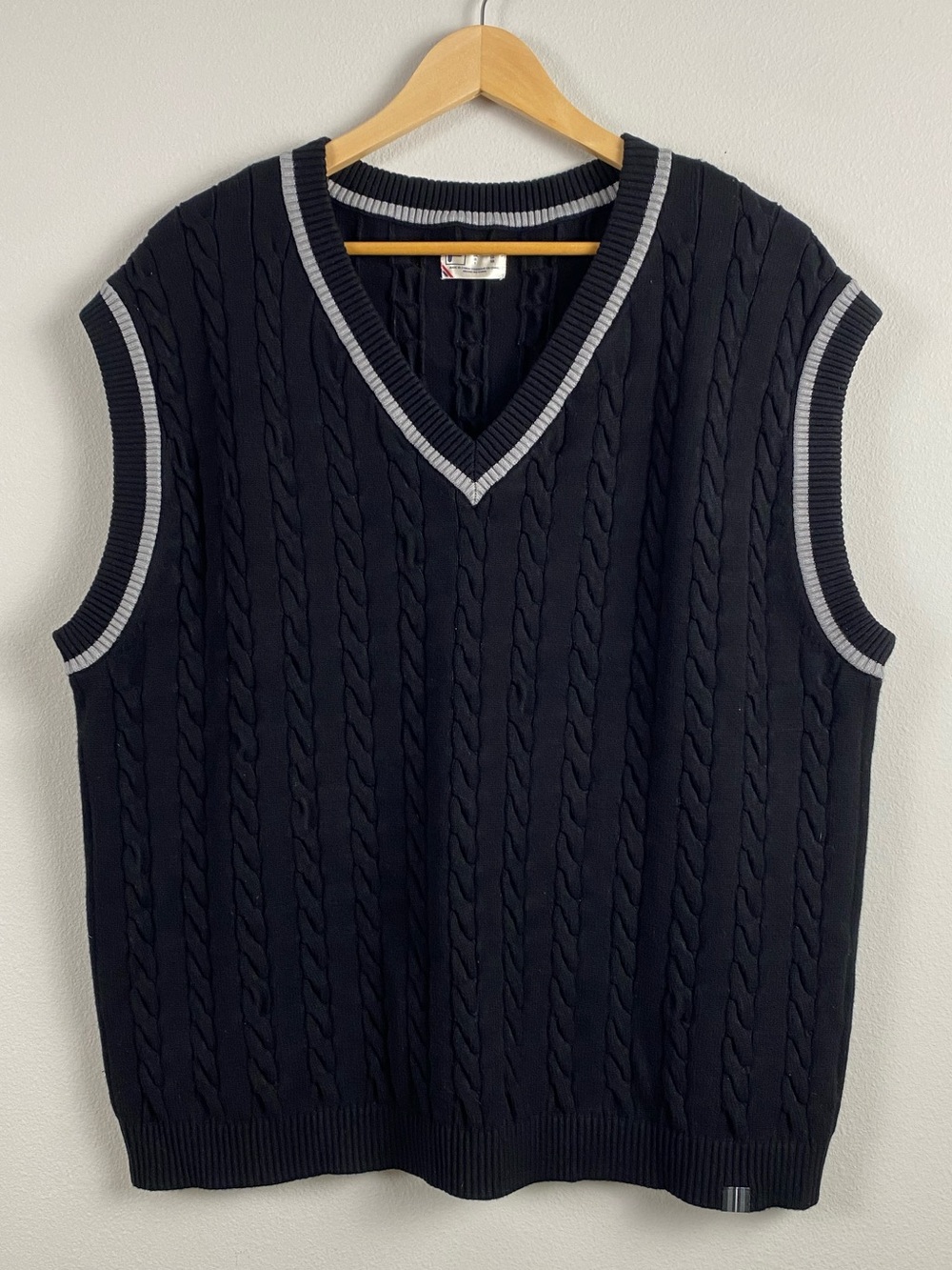 Fila Baseline Cable Knit Sweater Vest | Black/Gray